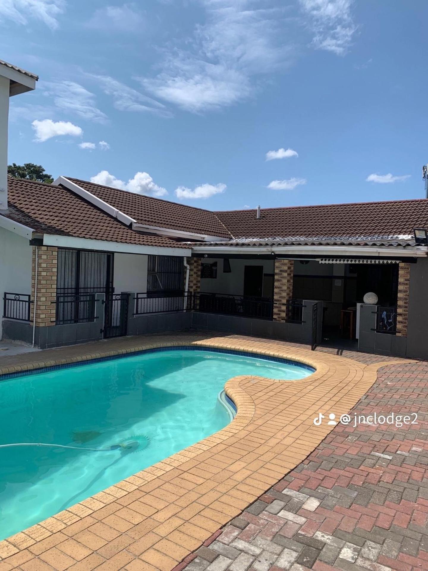 Jnc Lodge Richards Bay Esterno foto