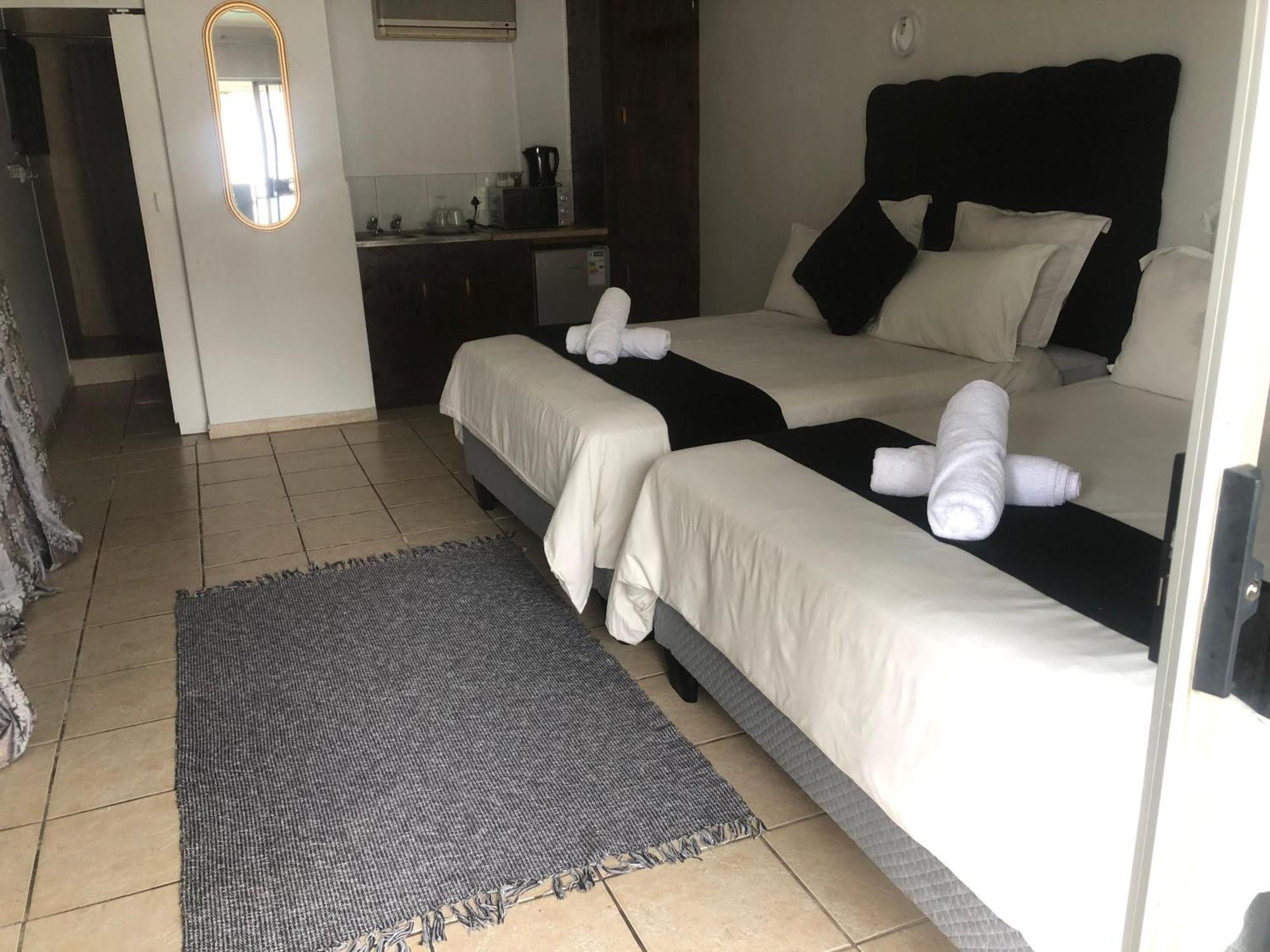 Jnc Lodge Richards Bay Esterno foto